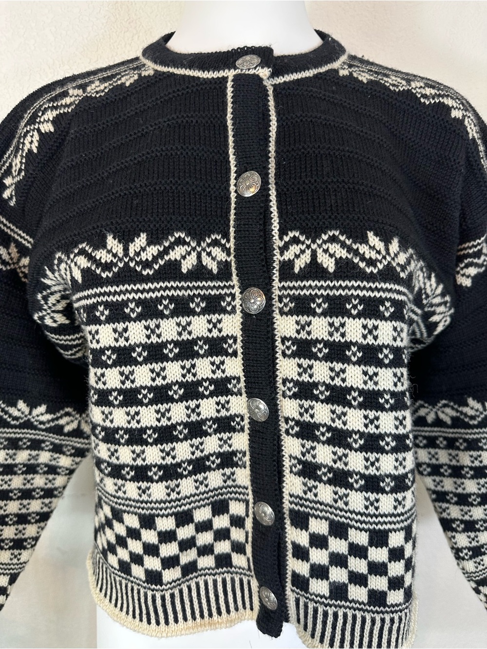 Vintage Norlender Norwegian Wool Cardigan Black Cream Fair Isle Nordic Pewter M - Picture 10 of 10
